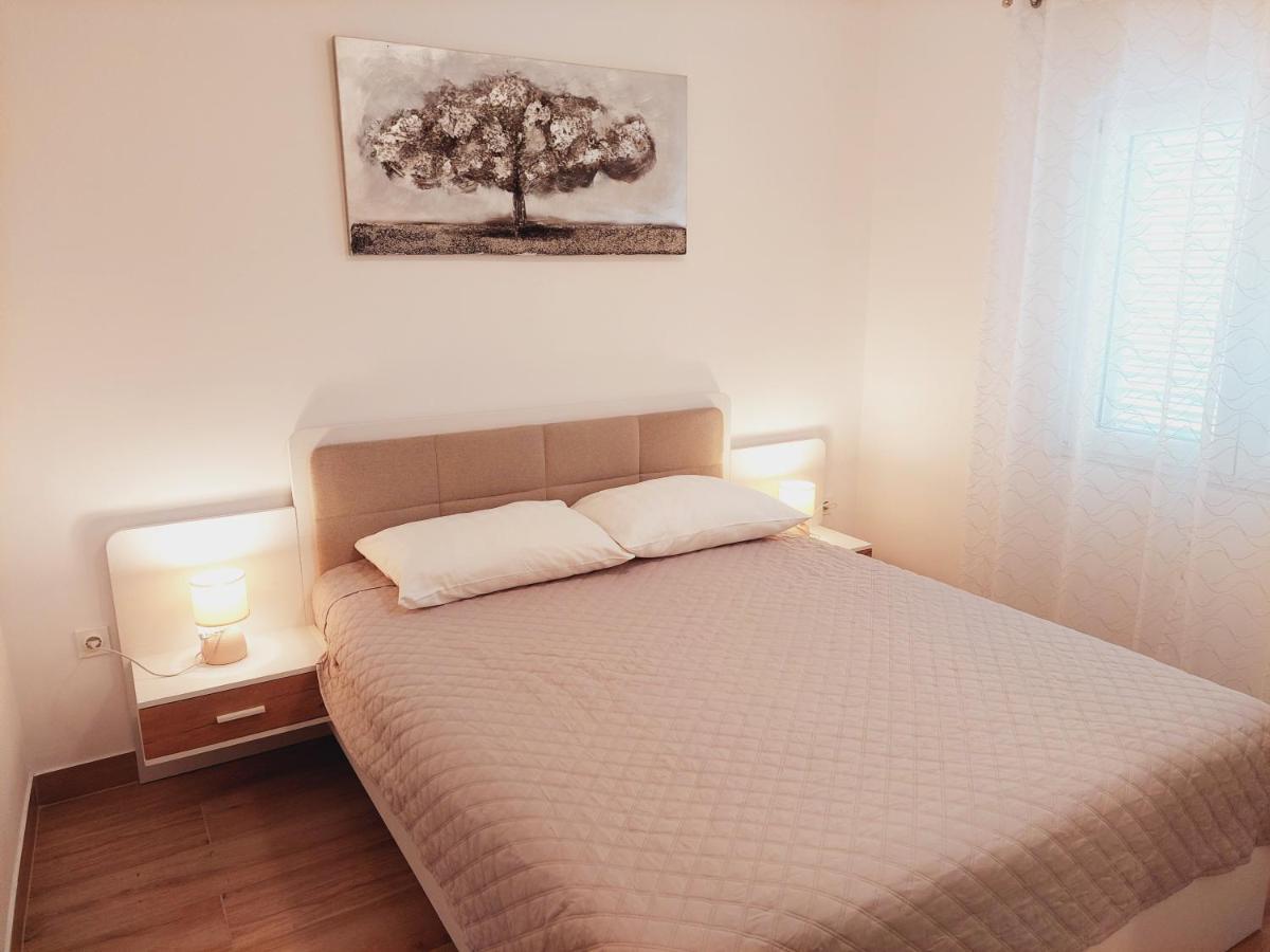 Nikola Caska Apartment