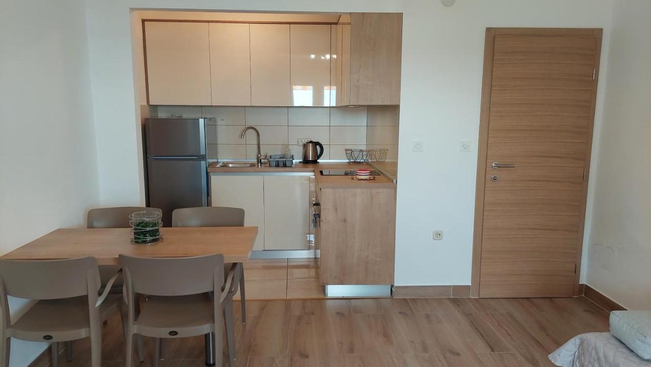 Apartment Nikola Caska