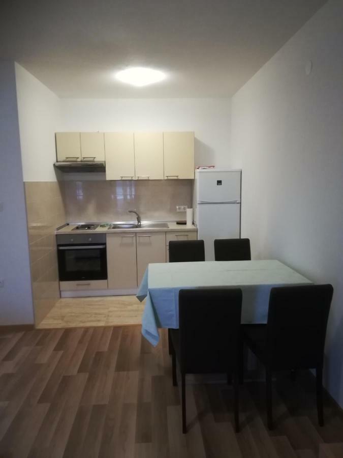 Nikola Caska Apartment Novalja